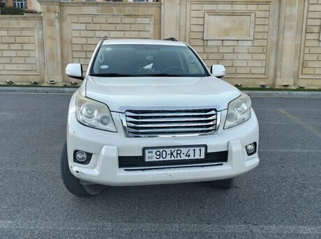 Toyota Land Cruiser Prado 2010