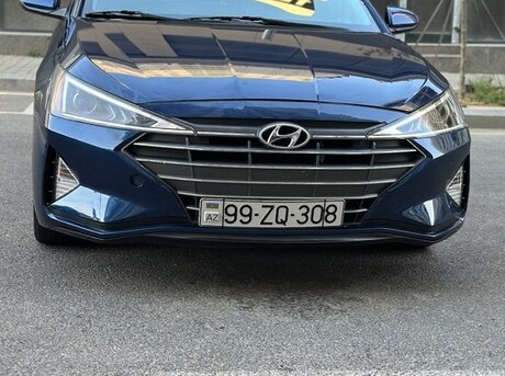 Hyundai Elantra 2019