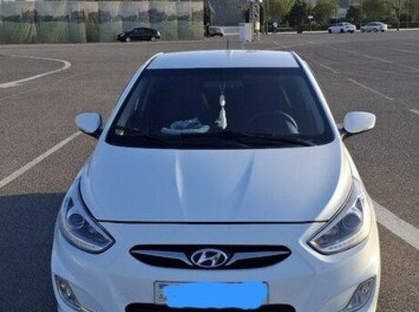 Hyundai Accent 2013
