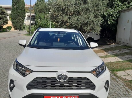 Toyota RAV4 2023