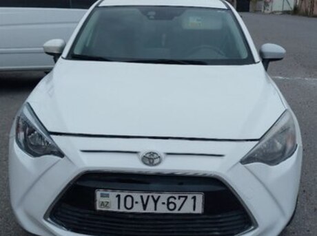 Toyota Yaris 2015