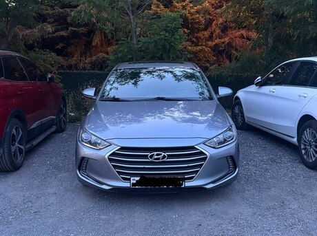 Hyundai Elantra 2016