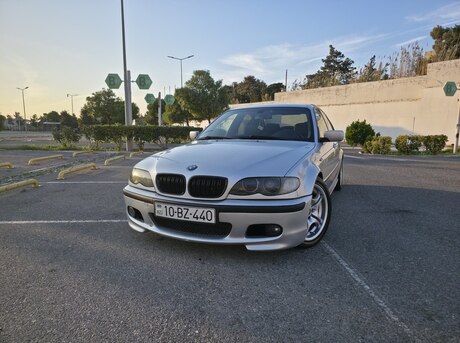 BMW 320 2004