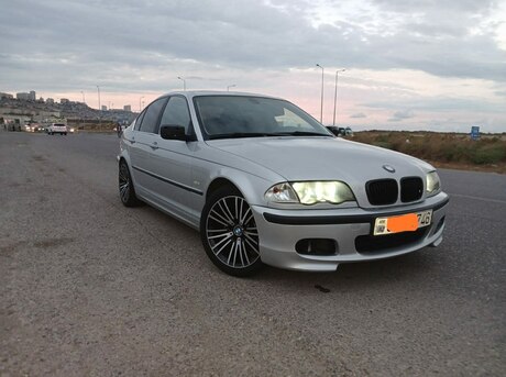 BMW 320 2000