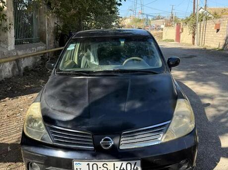 Nissan Tiida 2006