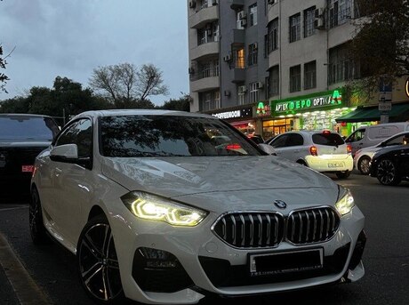 BMW  2021