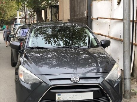 Toyota Yaris iA