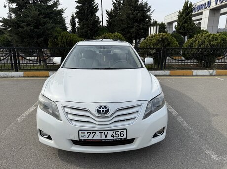 Toyota Camry 2010