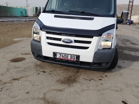 Ford Transit 2011