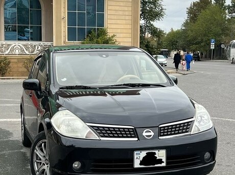 Nissan Tiida 2007