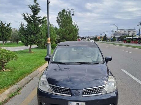 Nissan Tiida 2007