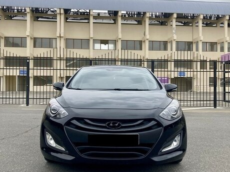 Hyundai  2012