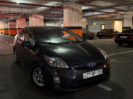 Toyota Prius 2011