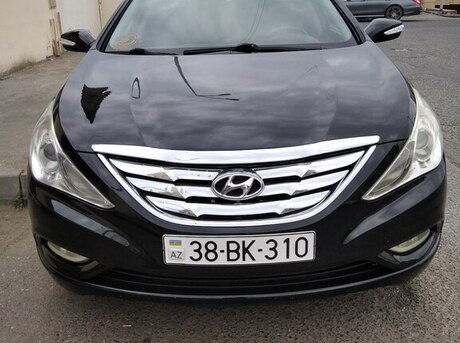Hyundai Sonata 2010