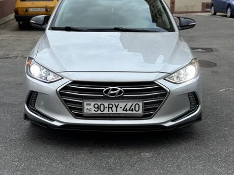 Hyundai Elantra 2016