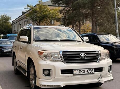 Toyota Land Cruiser 2014