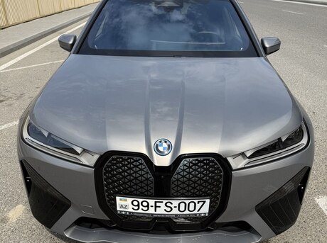 BMW iX 2023