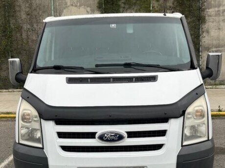Ford Transit 2011
