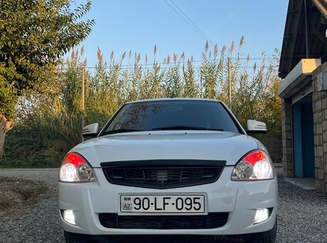 LADA (VAZ) Priora 2017