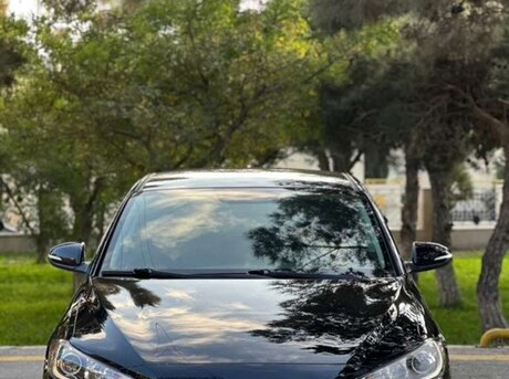 Hyundai Elantra 2018