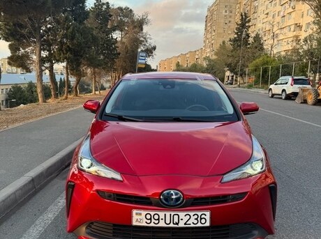 Toyota Prius 2021