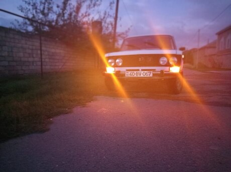 LADA (VAZ) 2106 1998