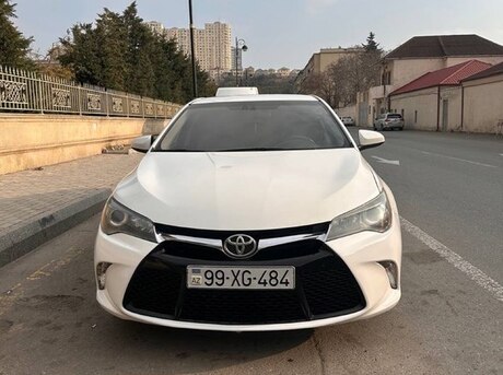 Toyota Camry 2015