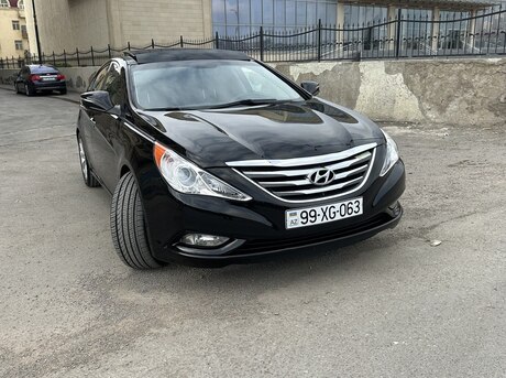 Hyundai Sonata 2010