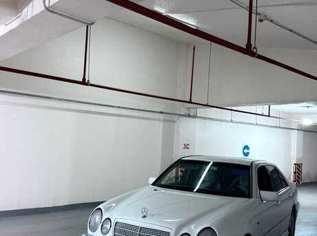 Mercedes E 230 1998