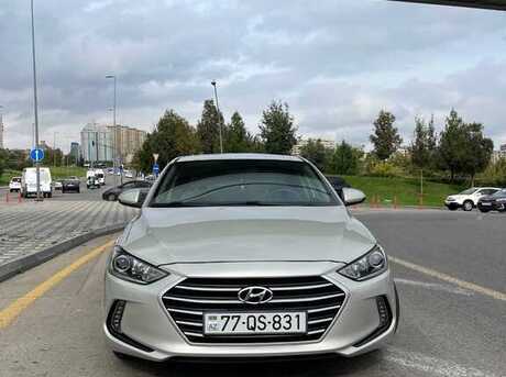 Hyundai Elantra 2017