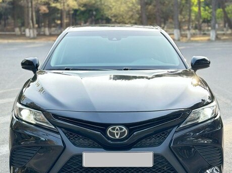 Toyota Camry 2018
