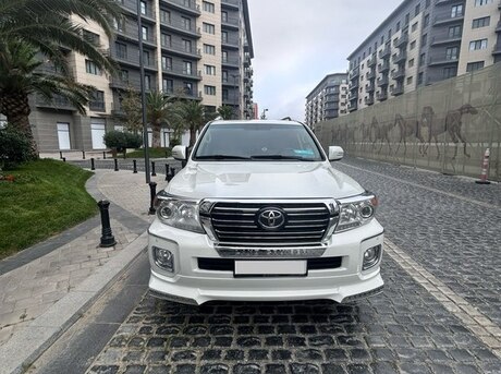 Toyota Land Cruiser 2011