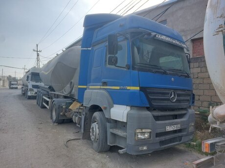 Mercedes Axor 1840 2008