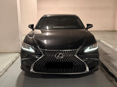 Lexus ES 250 2019