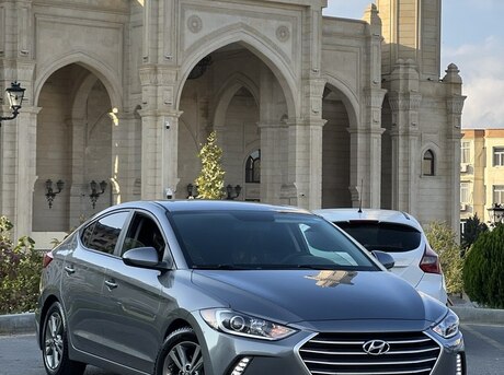Hyundai Elantra 2018