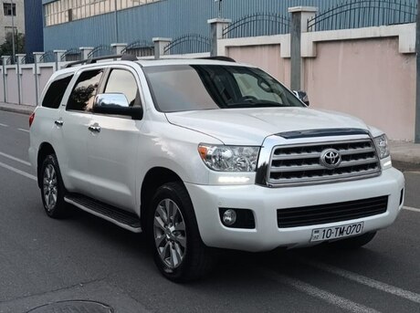 Toyota Sequoia 2013