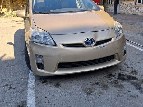 Toyota Prius 2011