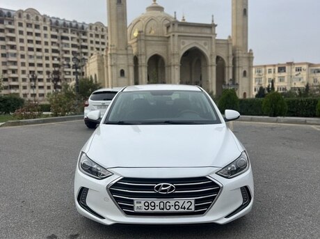 Hyundai Elantra 2017