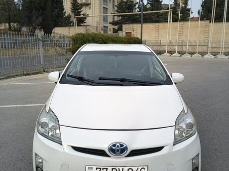 Toyota Prius 2011