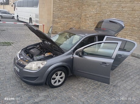 Opel Astra 2007