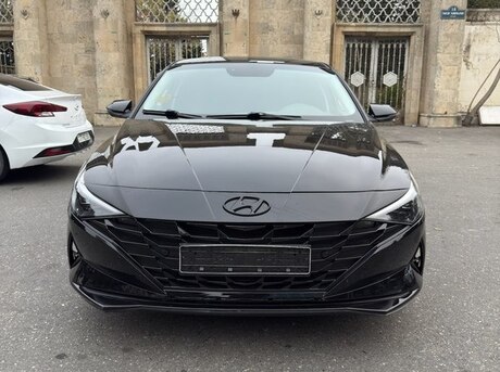 Hyundai Elantra 2023