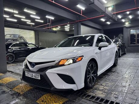 Toyota Camry 2020