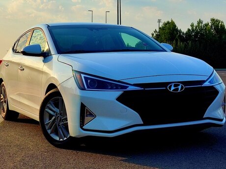 Hyundai Elantra 2019