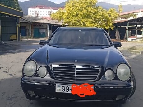 Mercedes E 240 2000