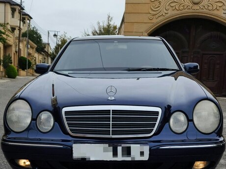Mercedes E 240 2002