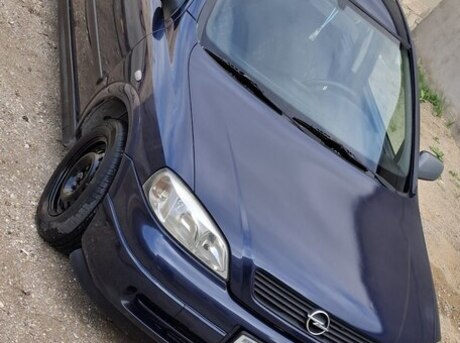 Opel Astra 2000