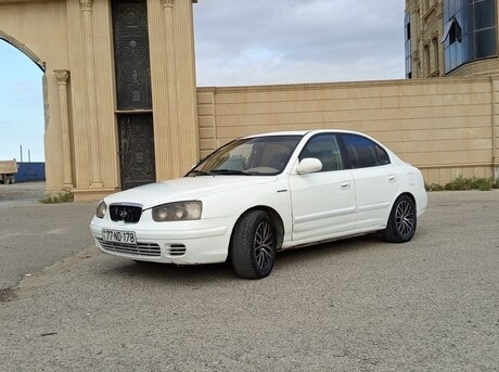 Hyundai Elantra 2002
