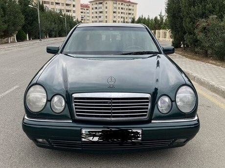 Mercedes E 220 1999