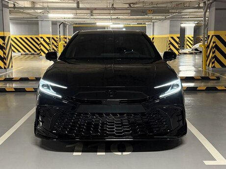 Toyota Camry 2024