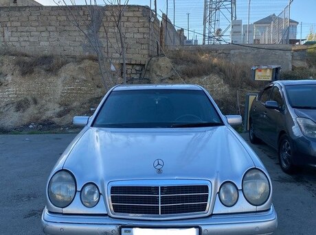 Mercedes E 220 1997